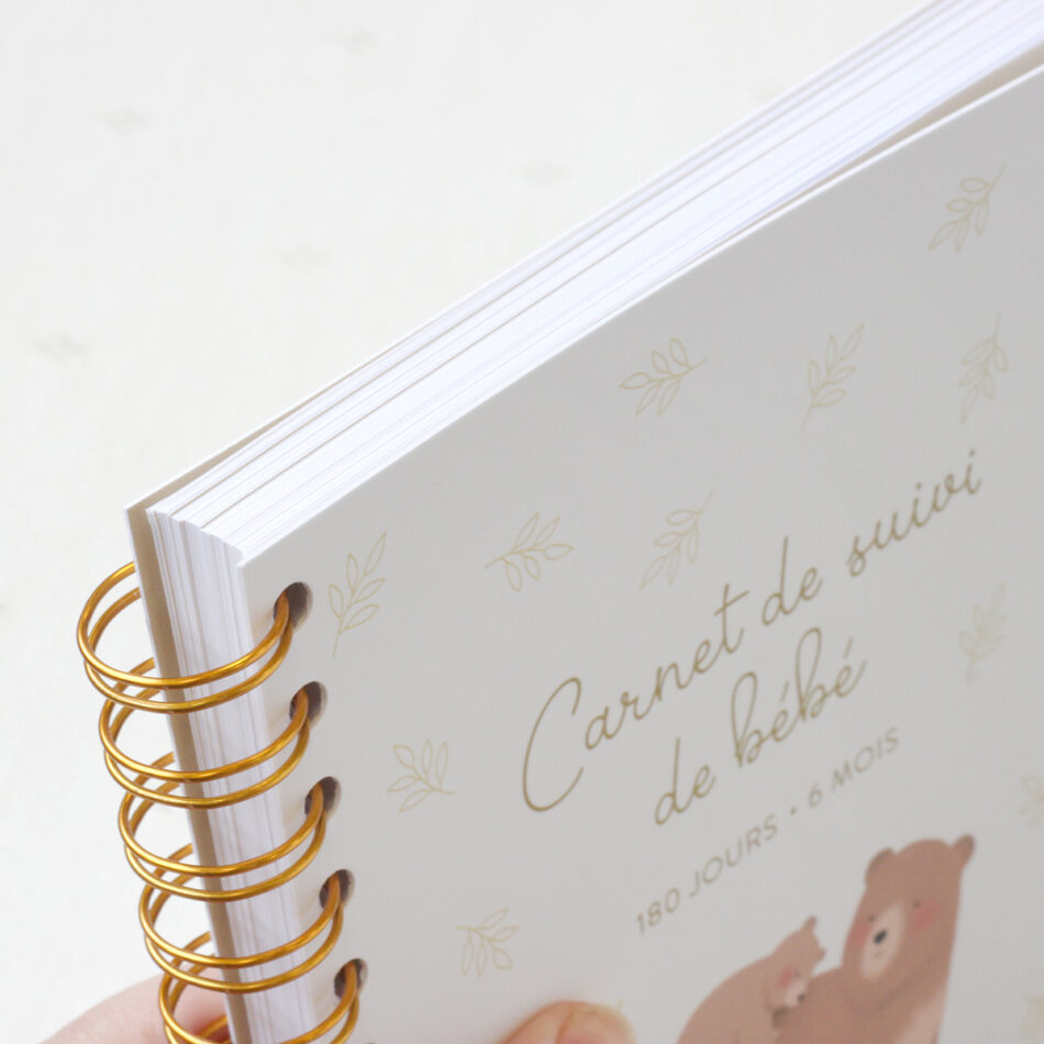 ZÜ Design - Carnet de suivi de bébé - 6 mois