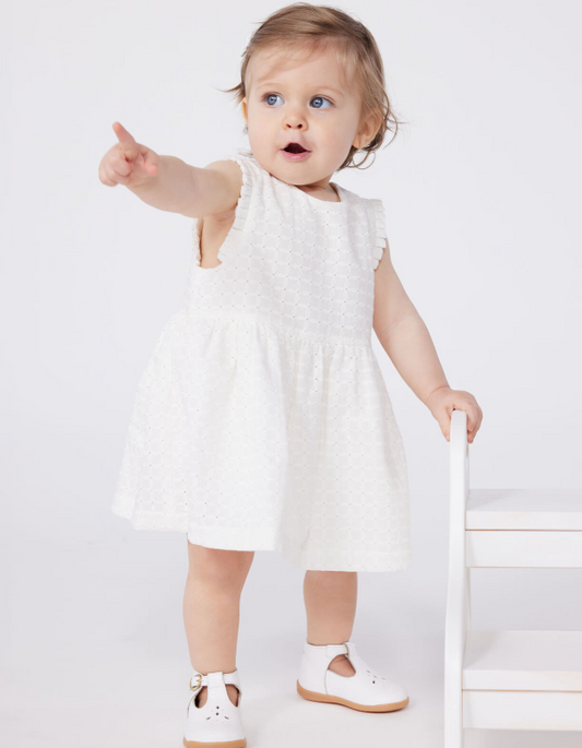 Petit bateau | Robe blanche bébé en coton broderie anglaise sans manches