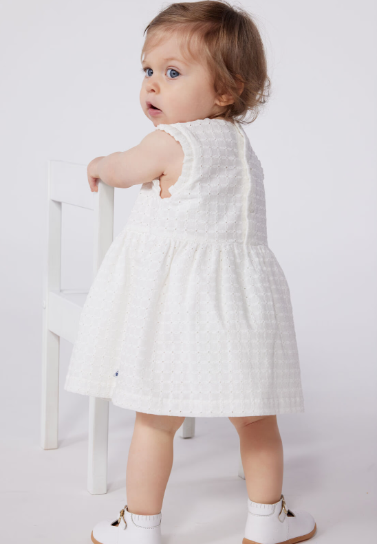 Petit bateau | Robe blanche bébé en coton broderie anglaise sans manches