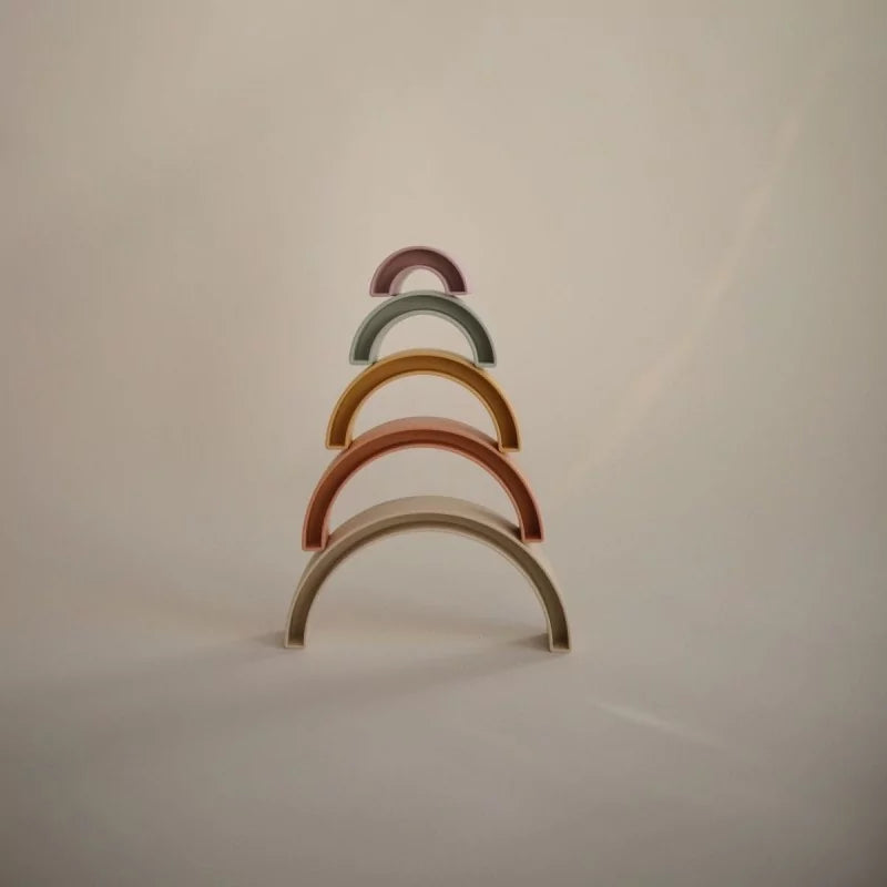 Mushie - Arc-en-ciel à empiler